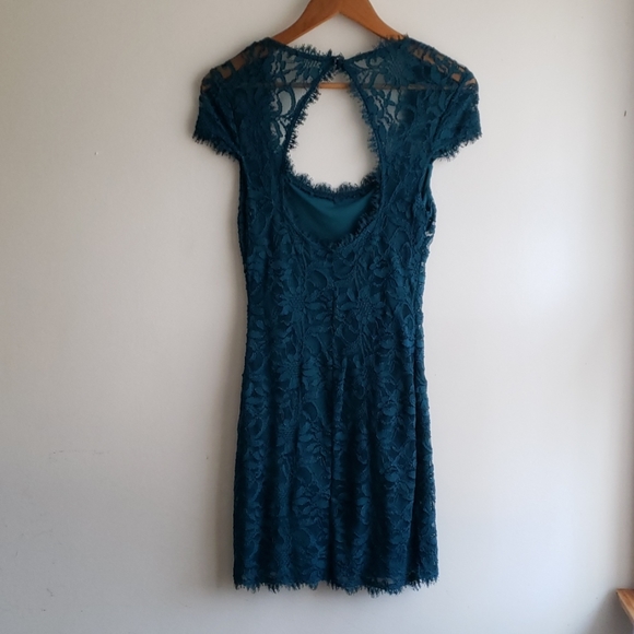 Modcloth teal lace dress with back cut-out - Picture 5 of 8